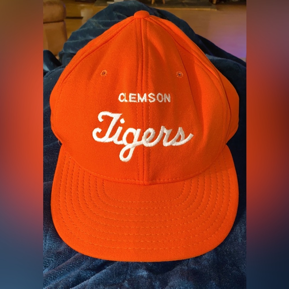 Vintage Clemson Tigers hat.